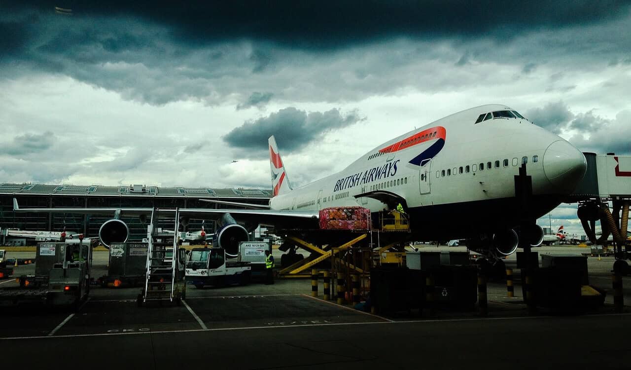 Facial recognition technology speeds up airport boarding