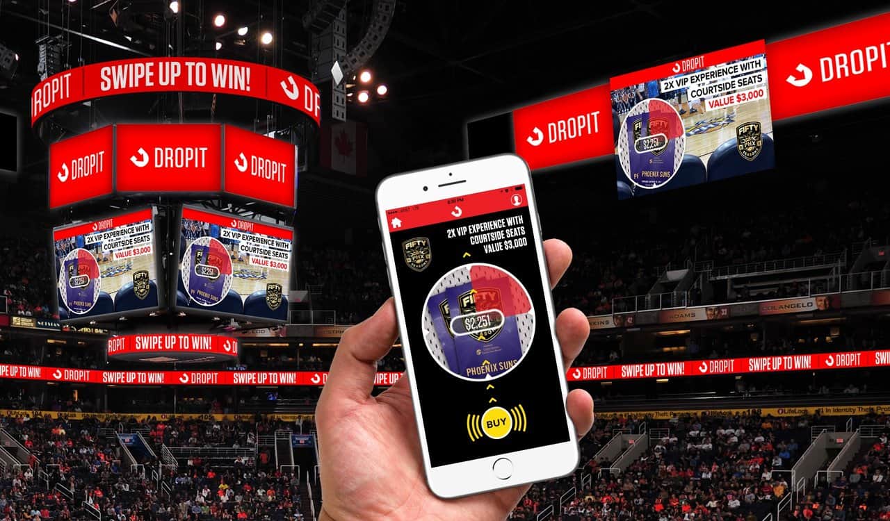 Mobile app hosts live auctions on stadium scoreboards