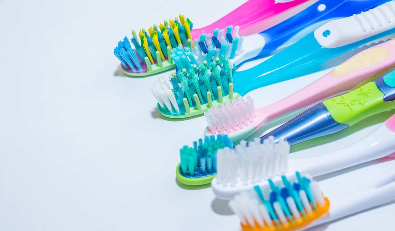 Blockchain toothbrush brushes teeth and mines cryptocurrency