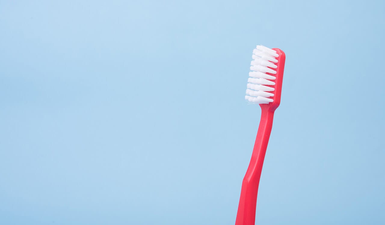 New design enables you to clean your teeth in ten seconds