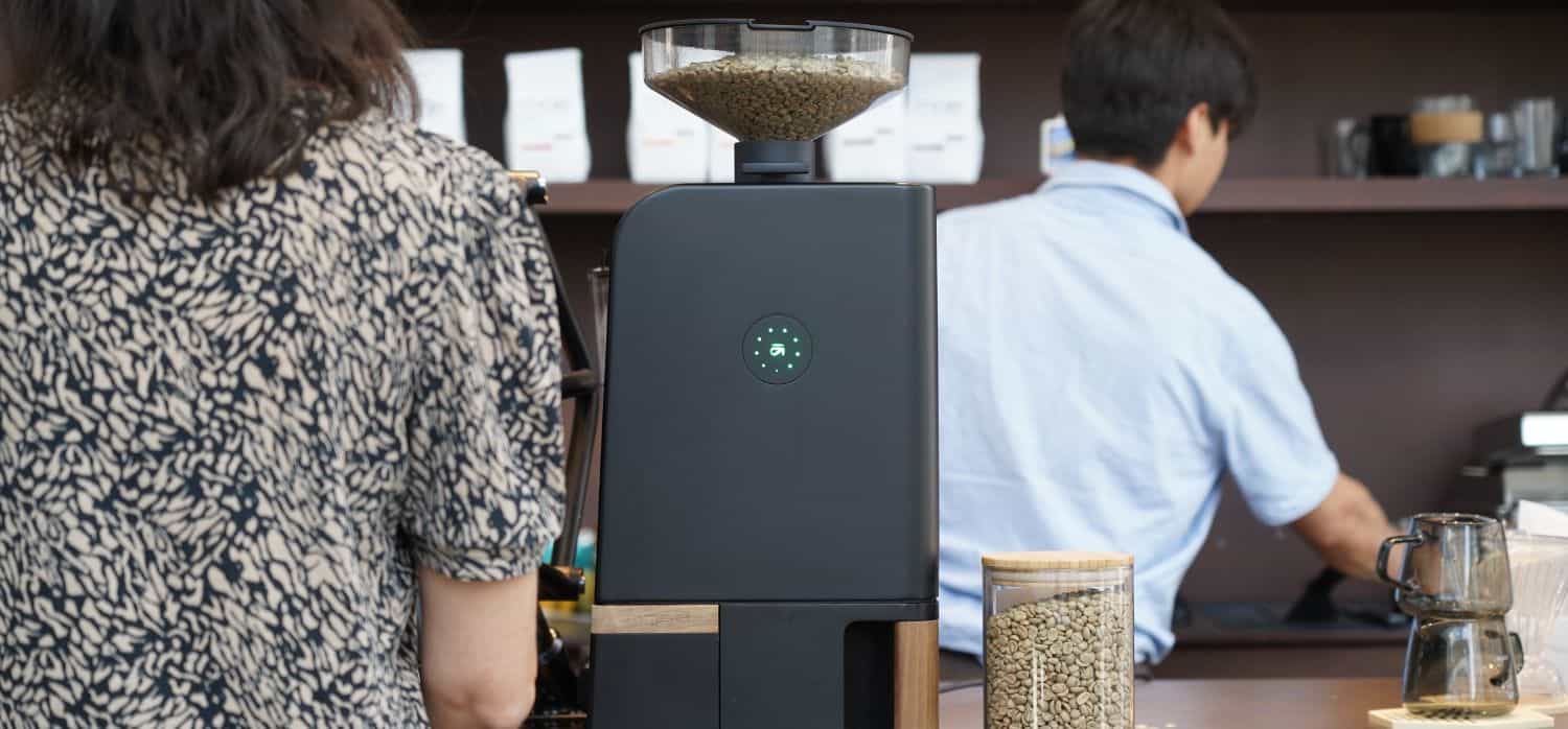 AI-enabled micro-roasters for fresh coffee at home