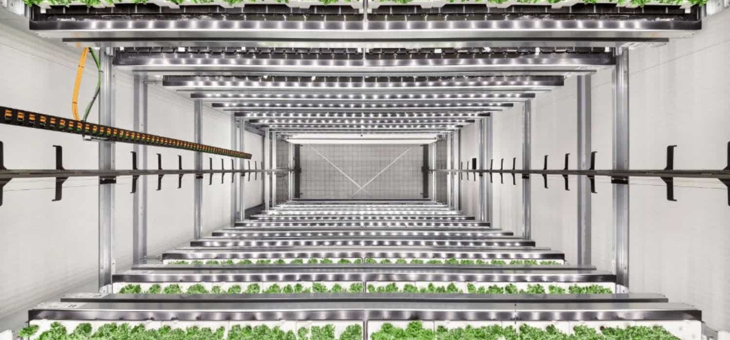 App-controlled, vertical farming for limited indoor space